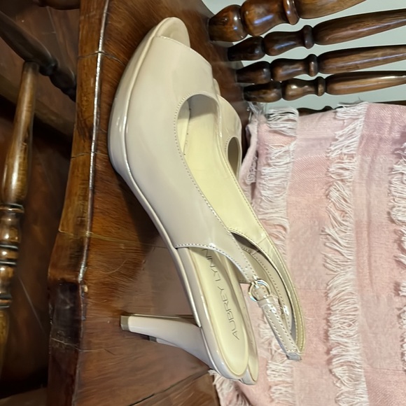 Tan, open toed, sling back, high heels. Wore in a wedding. Size 9.5 - Picture 2 of 4